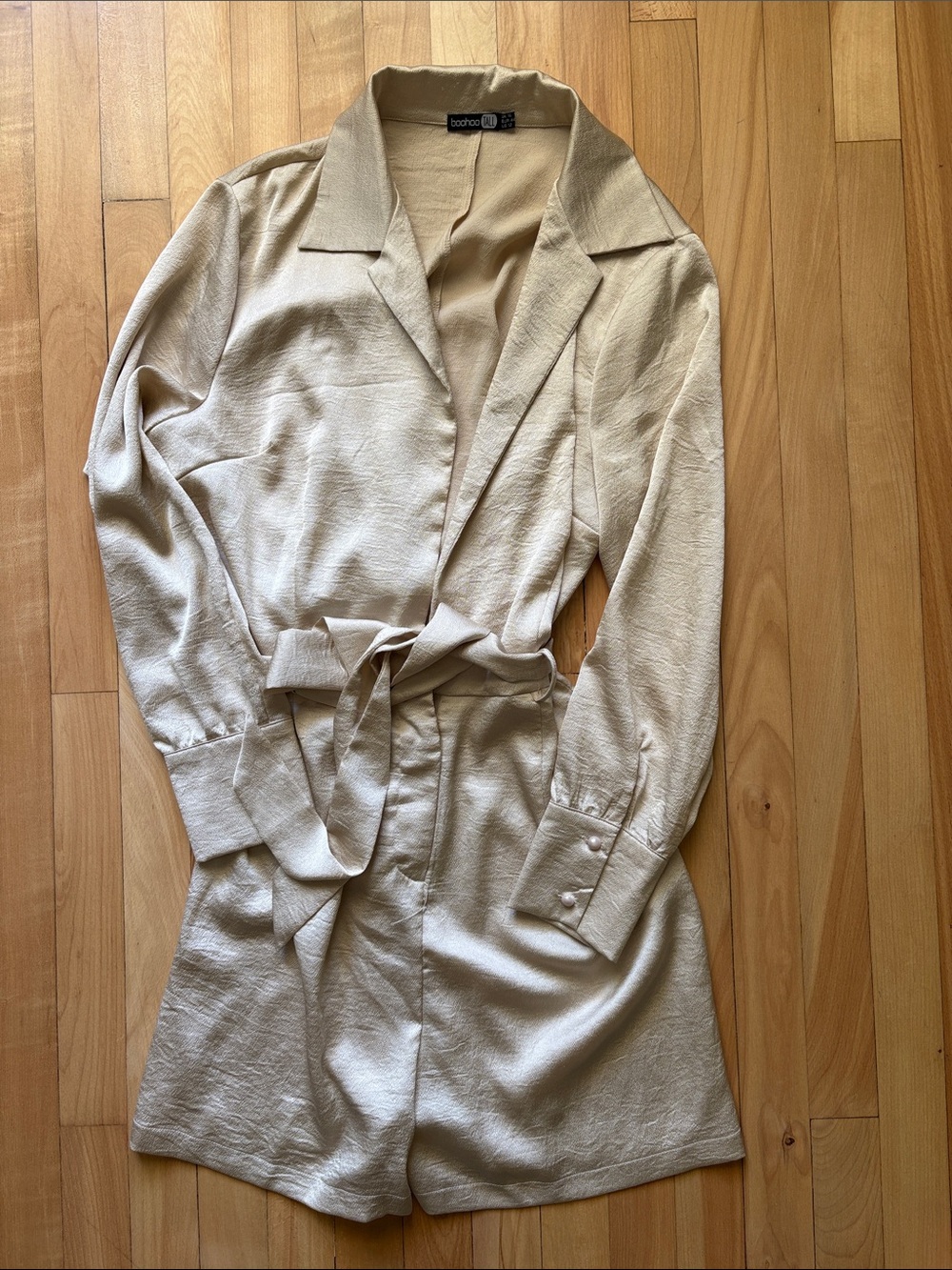 Boohoo Cream Tie-Waist Long Sleeve Romper
